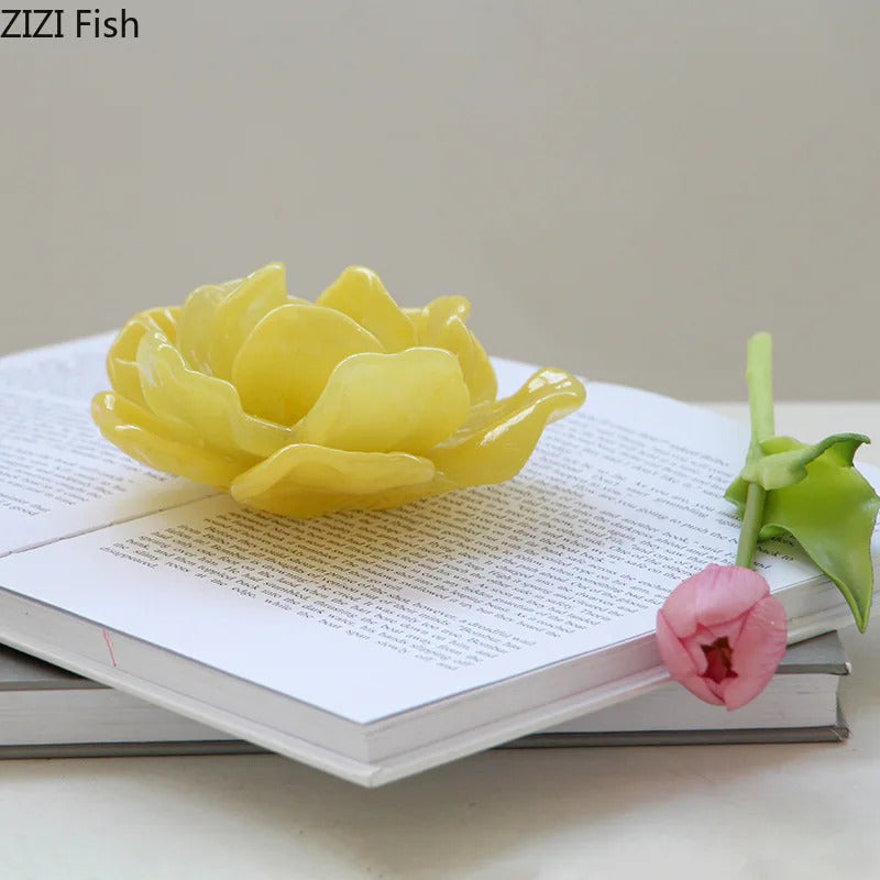 Flower Petal Glass Candle Holder Home Aroma Container - Image 4