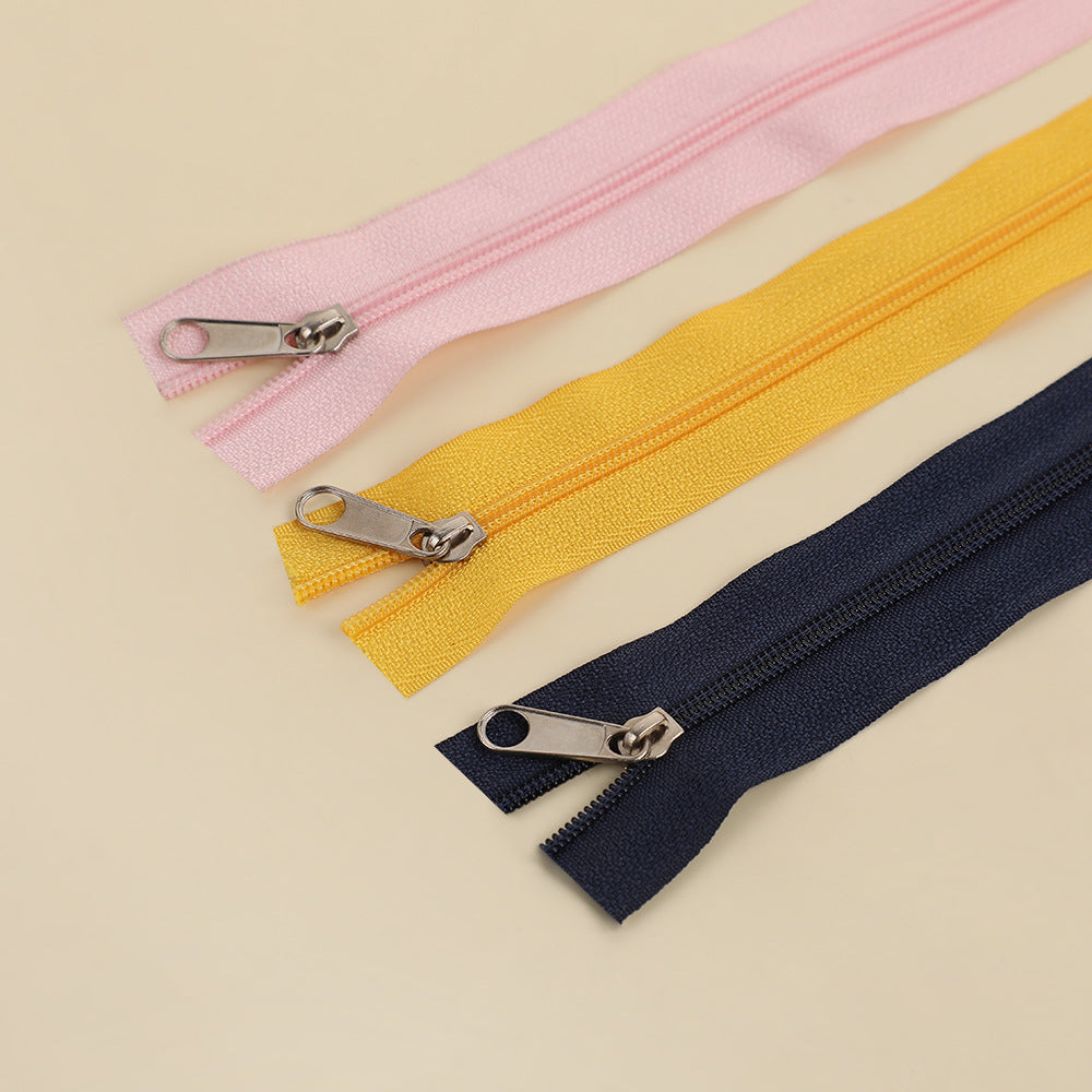 #3 Nylon Closed-End Zipper with Pull Tab