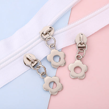5# Flower Zipper Pull