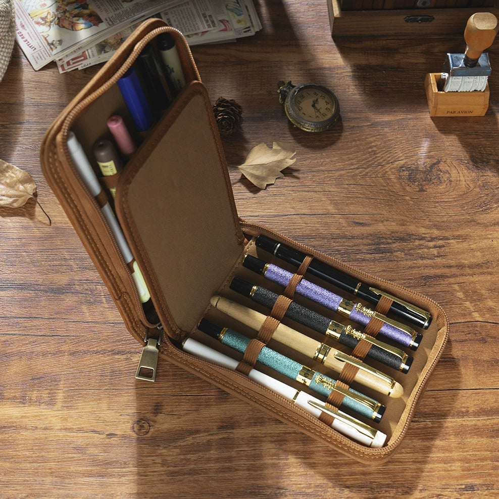 Crazy Horse Leather 12-Slot Zip Pen Organizer